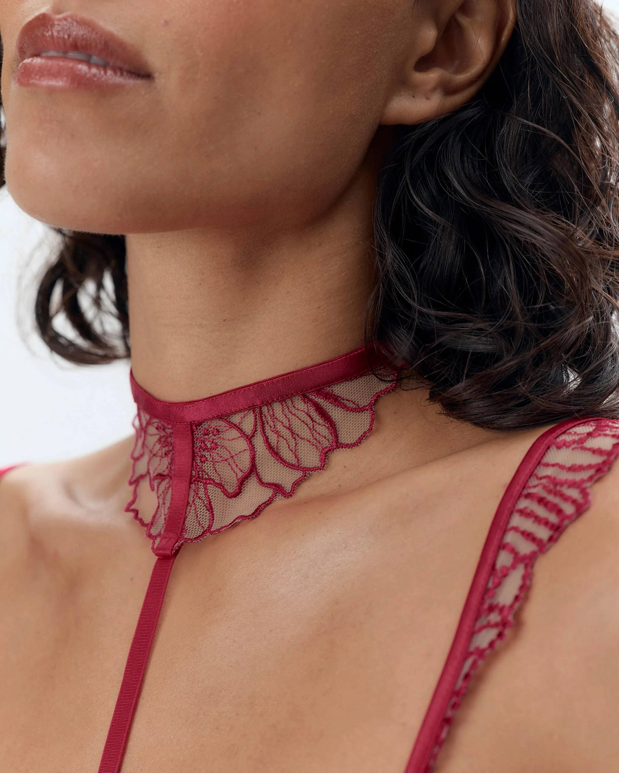 Amarosa Suspender Harness with Detachable Collar Pink - Image 4