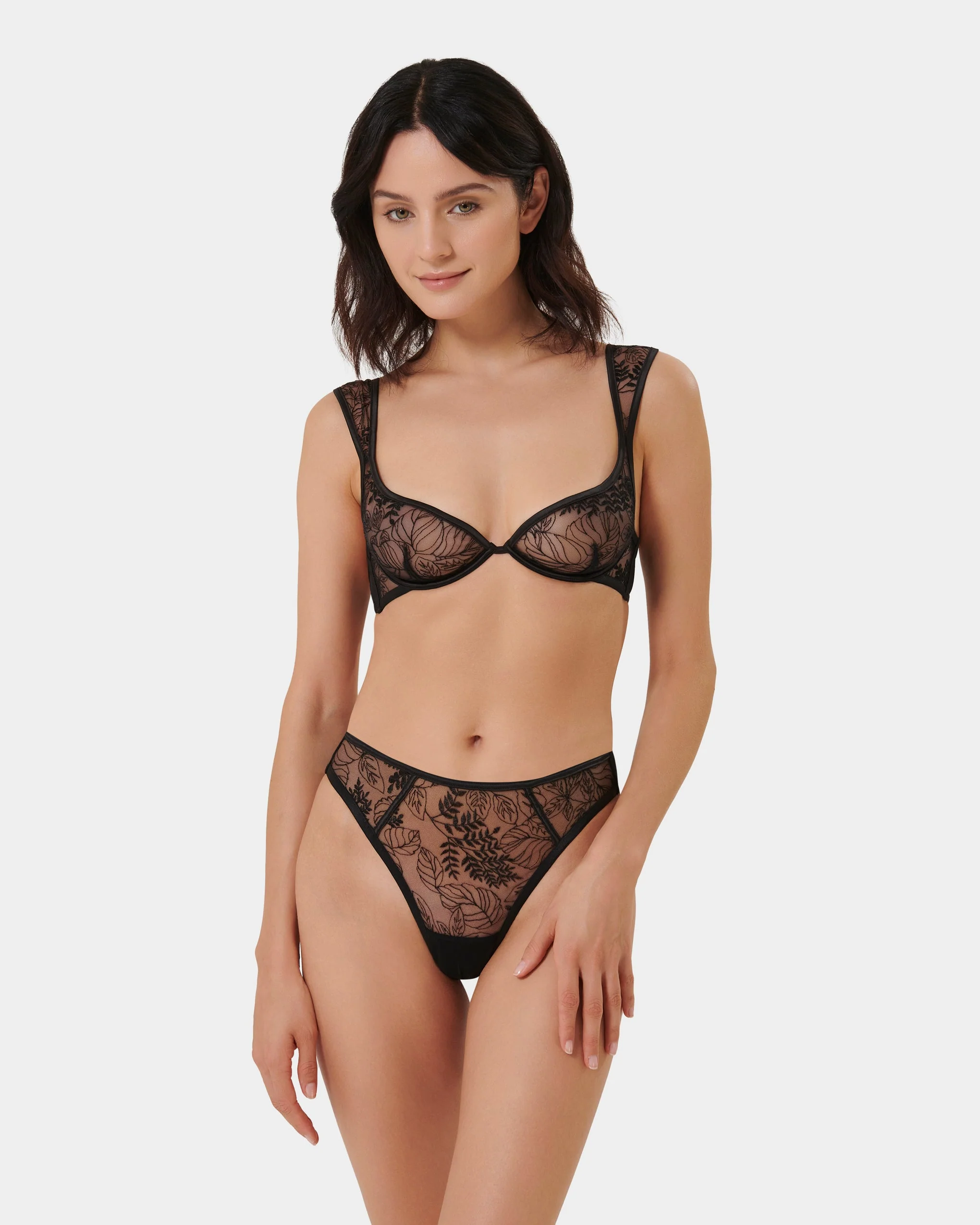Seraphim High-Waist Thong Black - Image 2