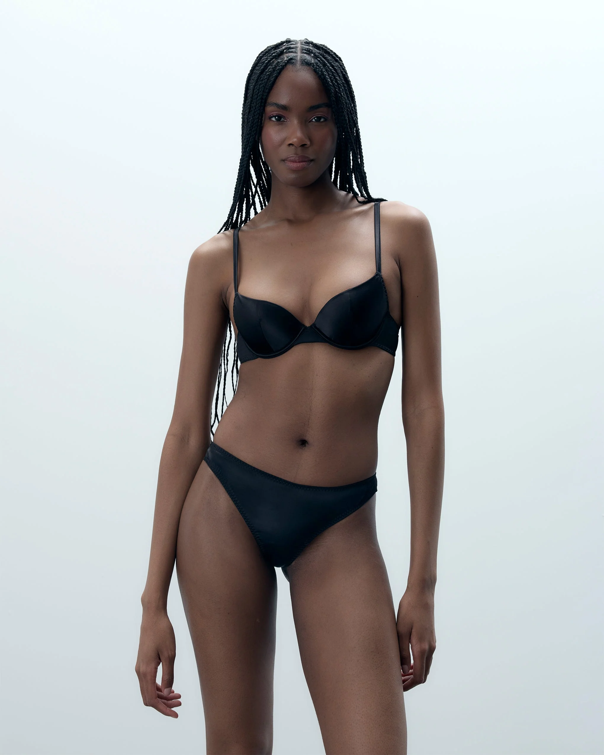 Set: Verona Bra & Thong Set Black
